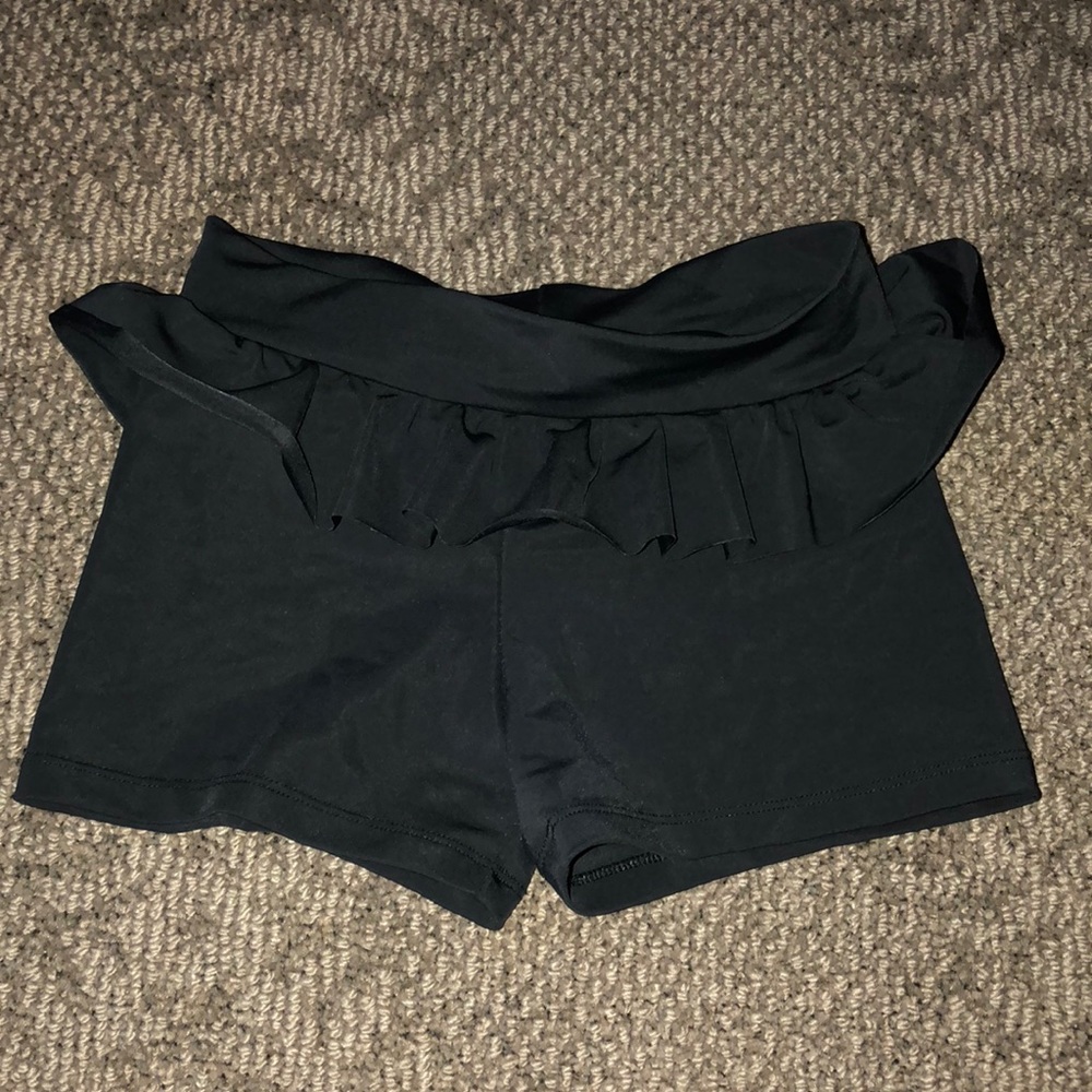 Black Skort